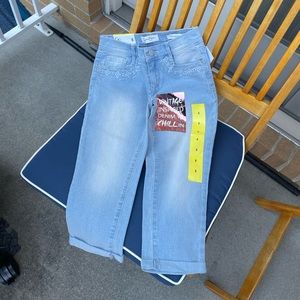 BRAND NEW Jessica Simpson Girls’ Rolled Crop Skinny Jeans!